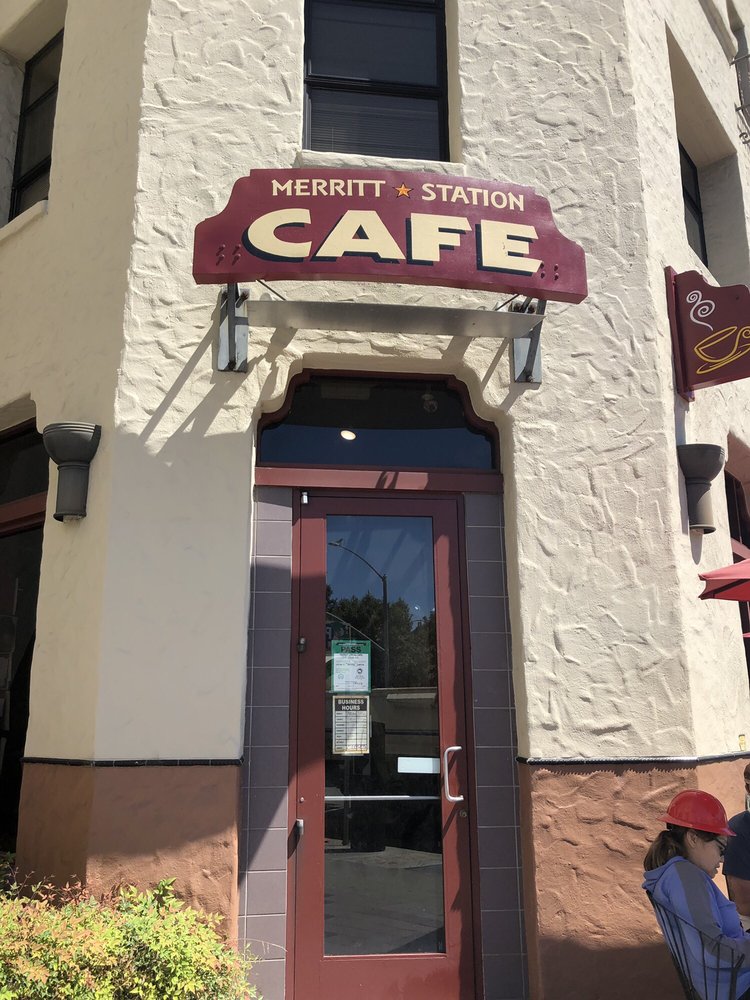 Merritt Station Cafe